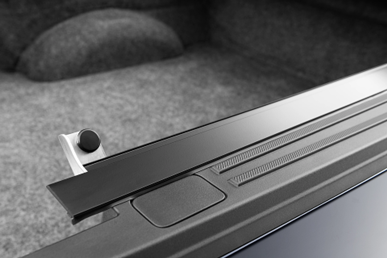 BAK Industries Revolver X2 Hard Rolling Truck Bed Cover | (17-22) Super Duty F-250/f-350, 8'2" Bed | 39331