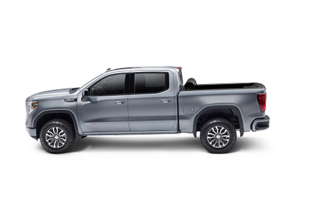 BAK Industries Revolver X4s Hard Rolling Truck Bed Cover | (19-23) Silverado/Sierra 1500 New Body, 8' Bed | 80132