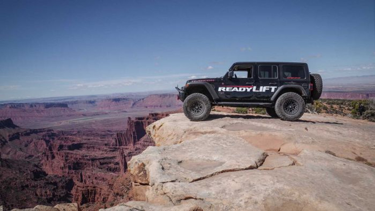 2.5'' SST Lift Kit, With out Shocks | (18-23) Wrangler JL, 4WD, Rubicon | 69-6825