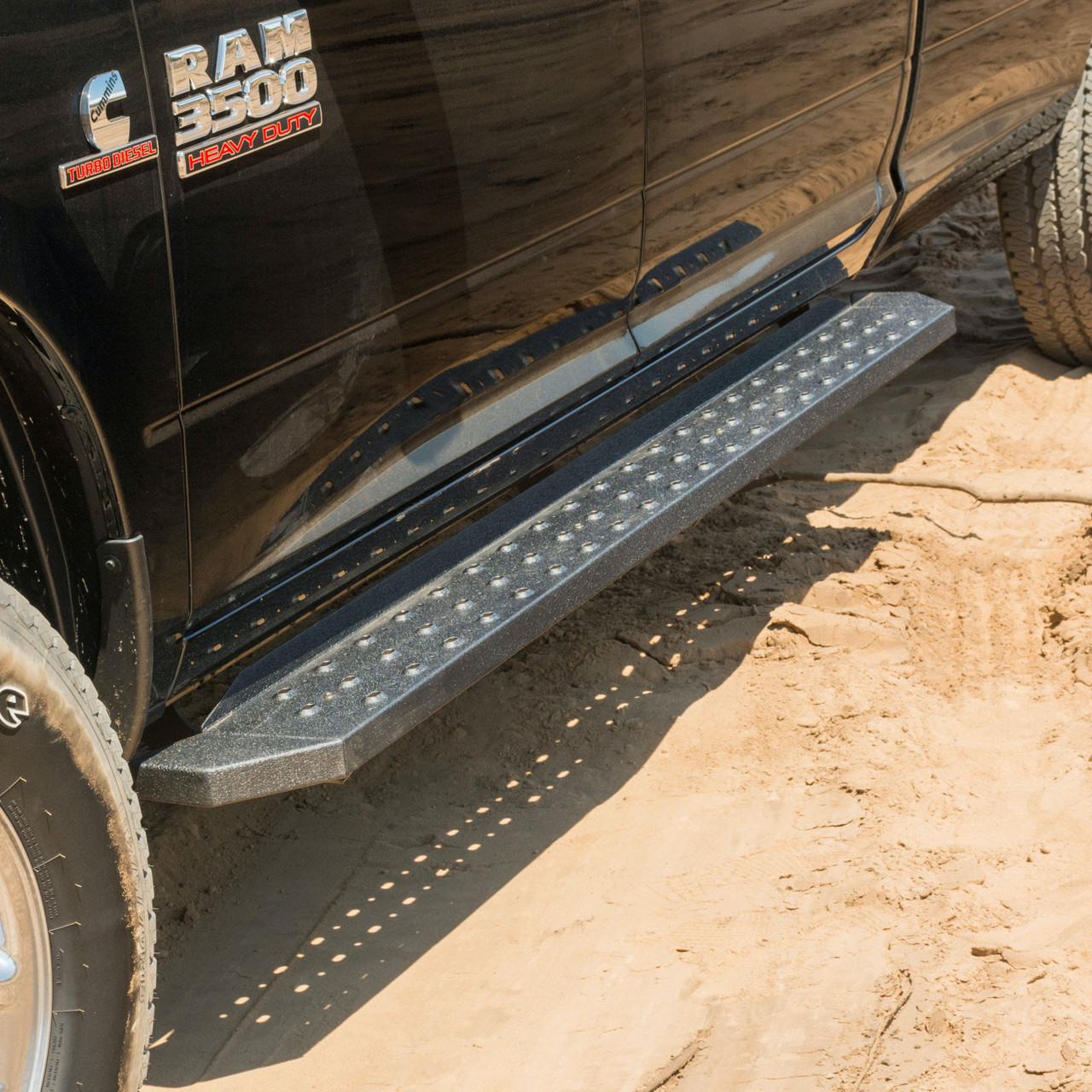 6-1/2"RidgeStep Running Boards, Black | (19-25) Ram 1500, Crew Cab | 2055549
