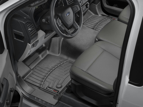 Floor Liners, Rear, Black | (19-24) Sierra 1500, (19-25) Sierra 1500, (20-25) Silverado 2500HD/3500HD, (20-24) Sierra 2500HD/3500HD, Regular Cab, Vinyl Floors | 4415422V