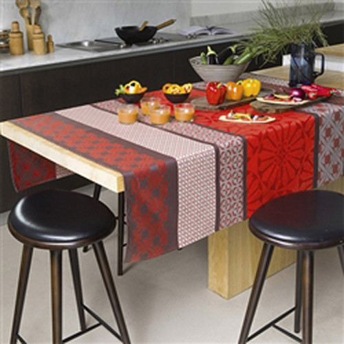 Le Jacquard Francais Bilbao Enduit Red Coated Tablecloth 55 X 89 Inch MPN: 23435 EAN: 3660269234355