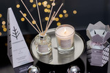 Seasonal Collection - White Cashmere & Pear - Scented Candle (Cracker Large)