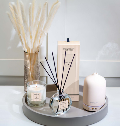 Modern Classics - White Musk & Tuberose - Scented Candle - Boxed ...