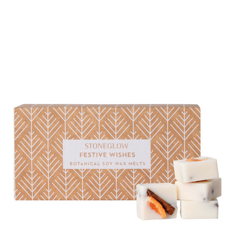 FESTIVE WISHES 
A heart-warming combination of zesty orange, spicy cinnamon, nutmeg and clove. A warm, woody base of patchouli, vanilla and musk will ensure that this delightful fragrance warms the cockles of your heart.