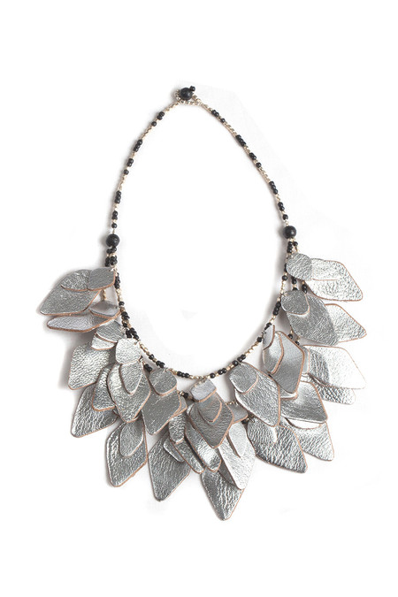 Ramsha Leaf Necklace - Solne Eco Department Store