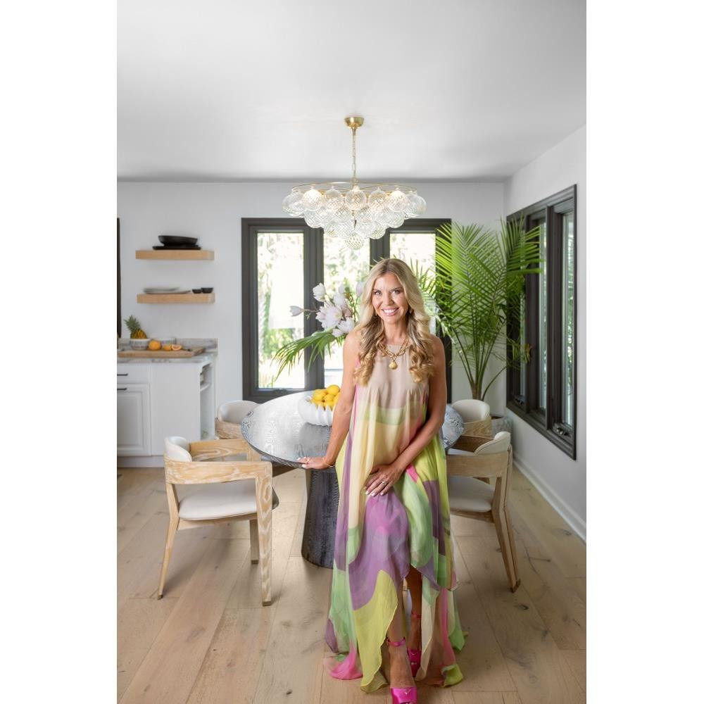{"pim_id":"735_Mimi_H711809A_AGB_Design_Megan_Molten_meganmolten_Photo_Margaret_Wright_1_new_1k","sku":"735_H711809A-AGB","media_type":"media"}