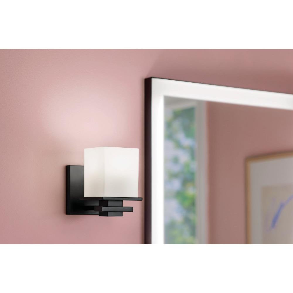 {"pim_id":"147_Bathroom_Tully_45149BK_Detail_Day_1A_1k","sku":"147_45149BK","media_type":"media"}