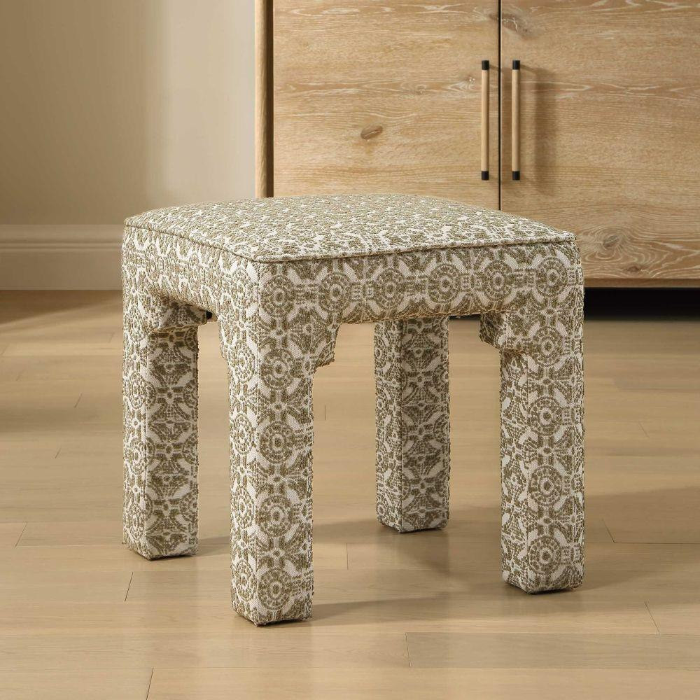 {"pim_id":"208_furn_7923_53061_b_v1_1k","sku":"208_53061","media_type":"media"}