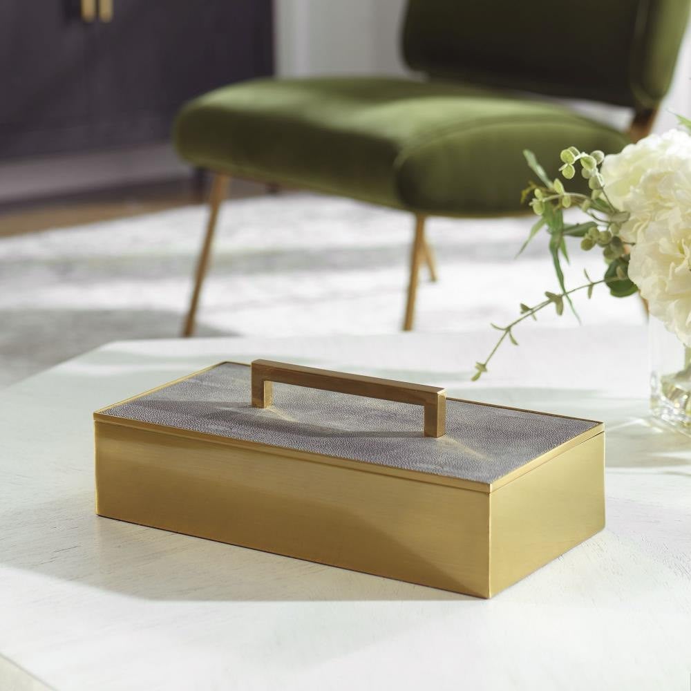 {"pim_id":"208_acc_104464_18111_a8_new_2k","sku":"208_1811","media_type":"media"}