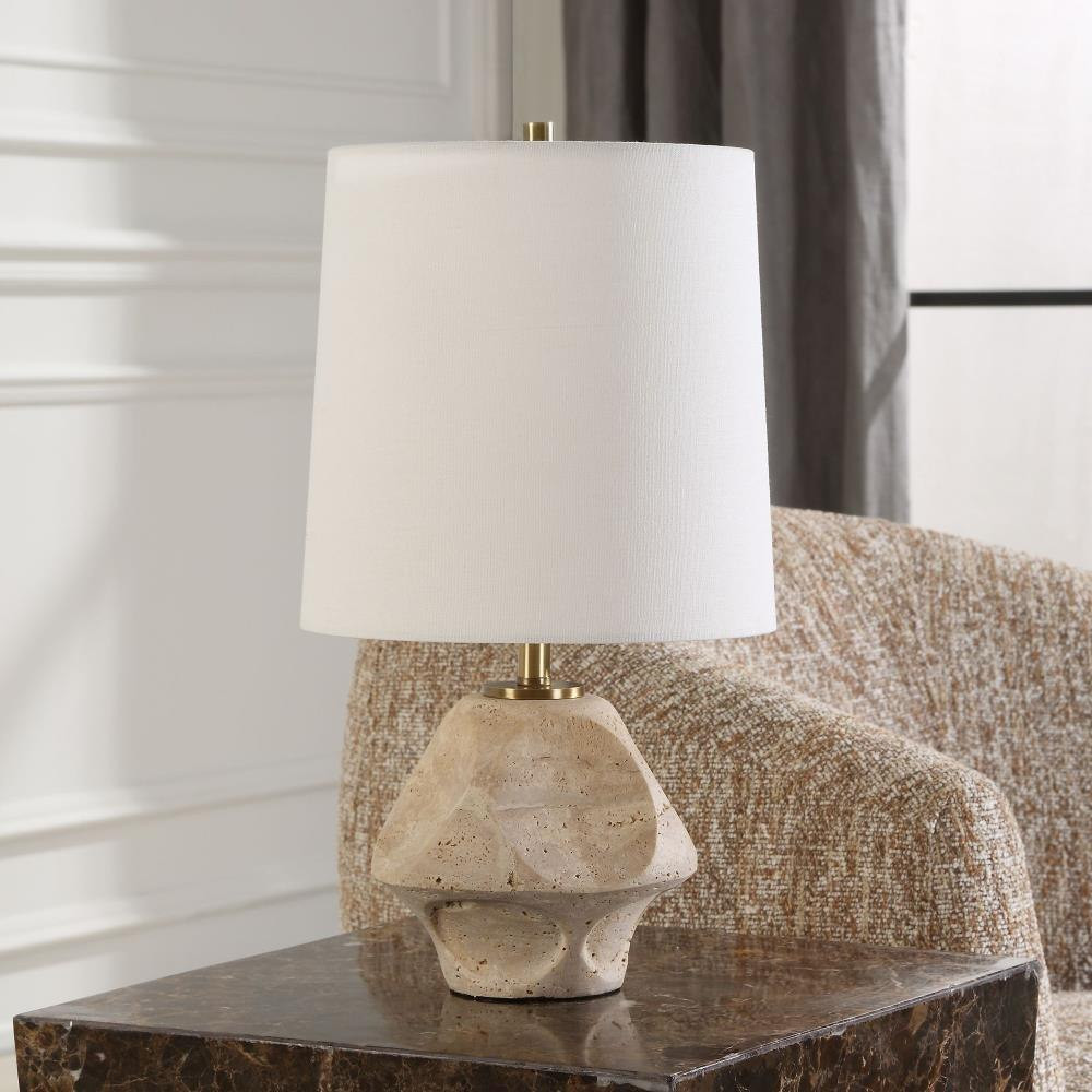 {"pim_id":"208_30414_1_a_beauty_light_off_new_2k","sku":"208_30414-1","media_type":"media"}