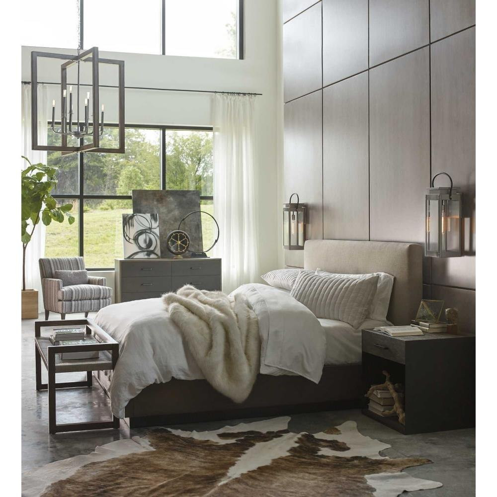 {"pim_id":"70_PROG_TURNBURY_bedroom_P4763_141_UNION_SQUARE_P560005_135v_appshot_1k","sku":"70_P4763-141","media_type":"media"}