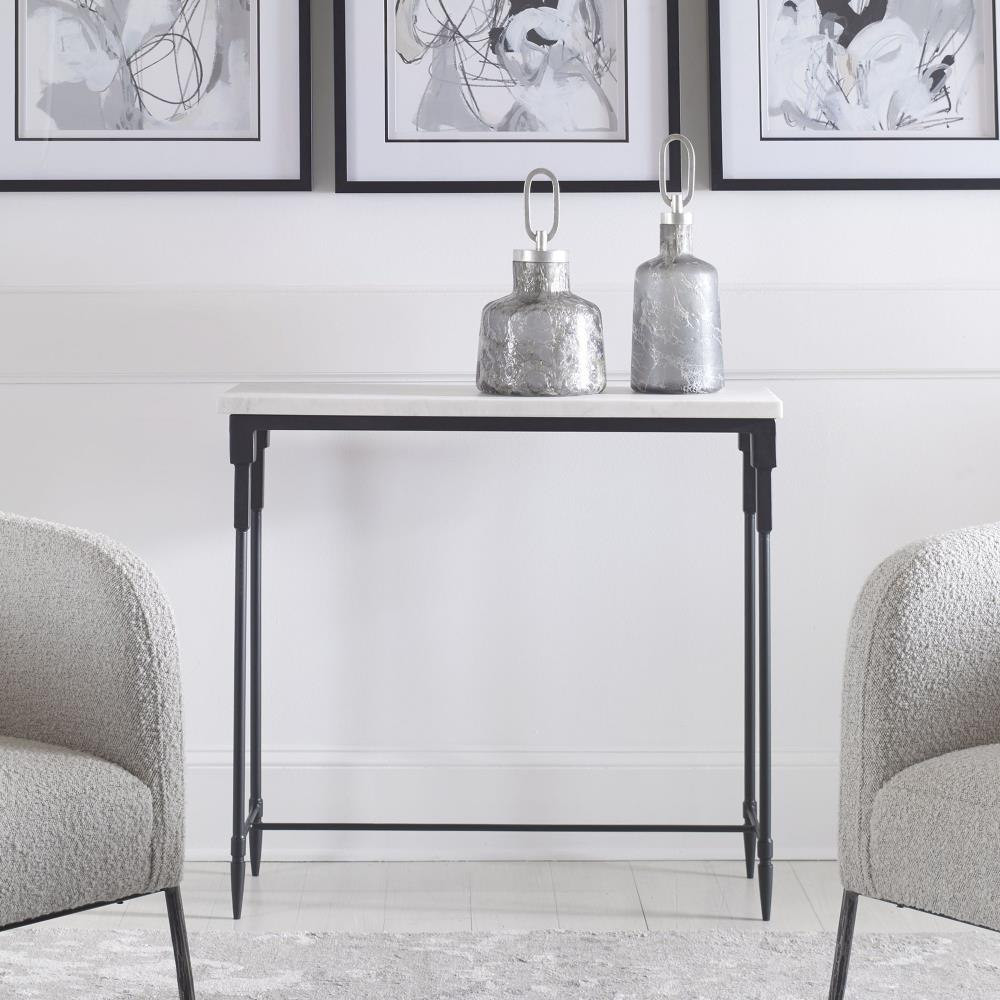 {"pim_id":"208_furn_3696_25165_a_beauty_front_new_2k","sku":"208_25165","media_type":"media"}