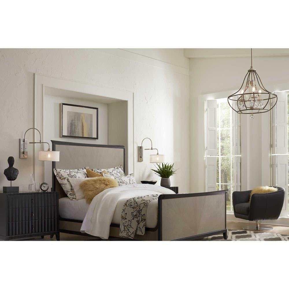 {"pim_id":"70_PROG_KempseySconce_Fleurette_Bedroom_P710045_009_P400151_151_appshot_1k","sku":"70_P710045","media_type":"media"}