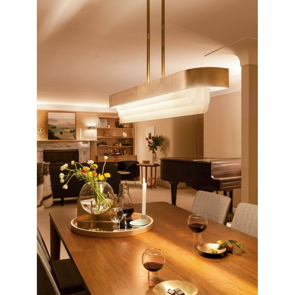 {"pim_id":"147_dining_room_serene_44160nbrled_44162nbrled_night_v1_1k","sku":"147_44160NBRLED","media_type":"media"}