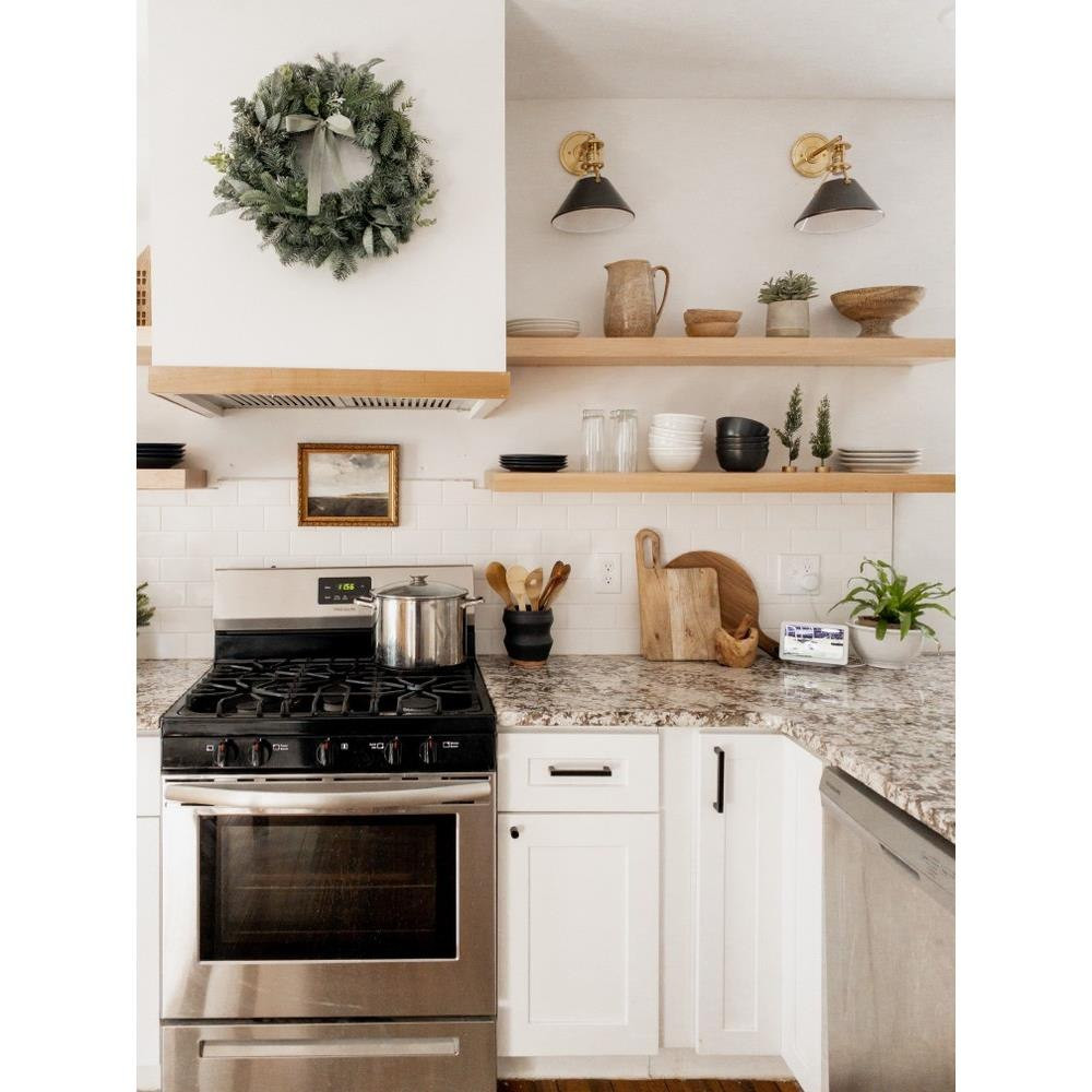 {"pim_id":"116_Metal_No_2_MDS950_ADB_Zenia_Olivares_styleitprettyhome_1_new_1k","sku":"116_MDS950","media_type":"media"}