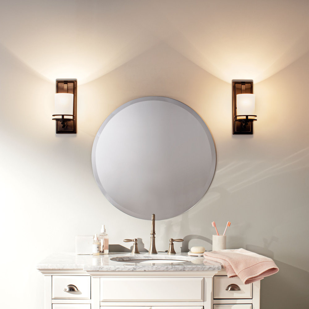 {"pim_id":"147_bath_hendrik_5076oz_overall_day_1b_v1_1k","sku":"147_5076","media_type":"media"}