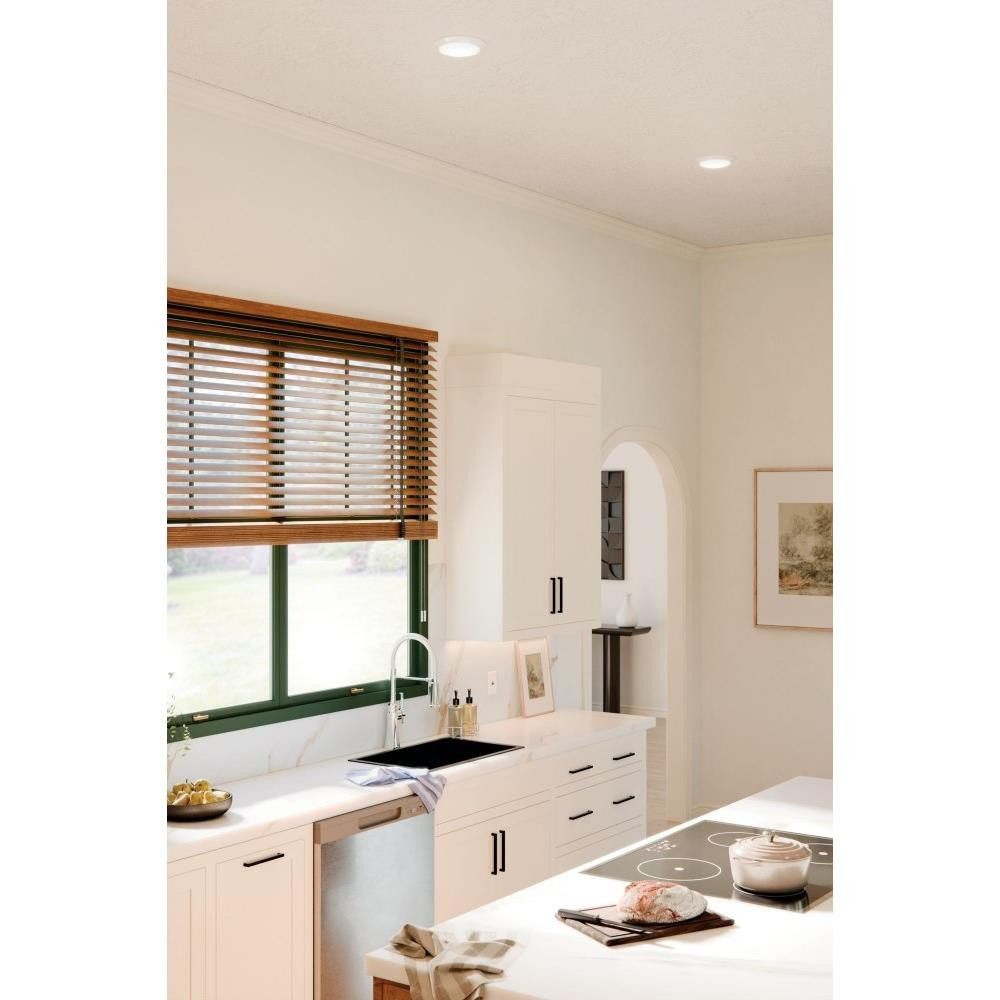 {"pim_id":"147_43849WH5CCT_Kitchen_GenSelect_Detail_Day_2A_new_1k","sku":"147_43849WH5CCT","media_type":"media"}
