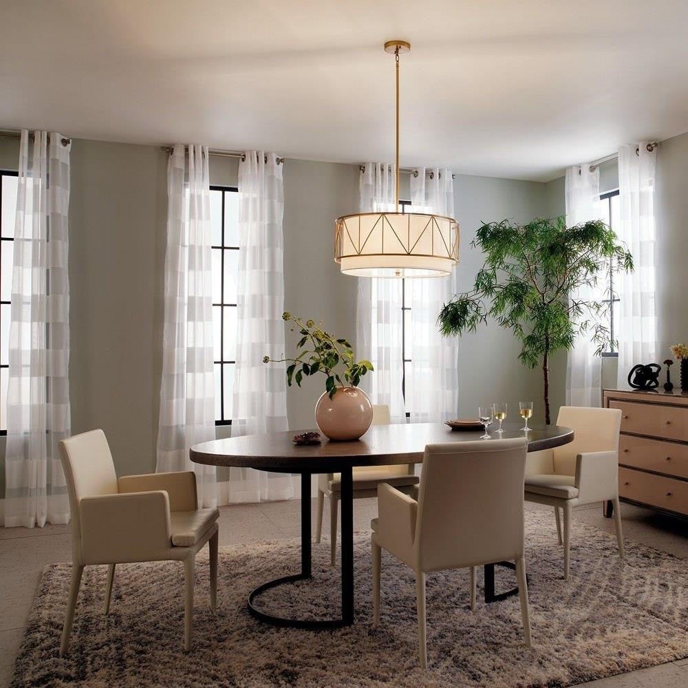 {"pim_id":"147_diningroom_birkleigh_52072clg_overall_day_1b_1k","sku":"147_52072","media_type":"media"}