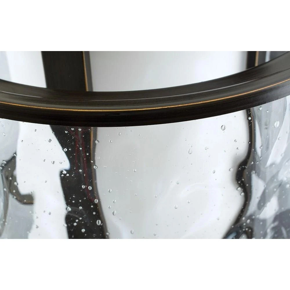{"pim_id":"70_Bay_Court__glass_finish_3_1k","sku":"70_P3701-09","media_type":"media"}