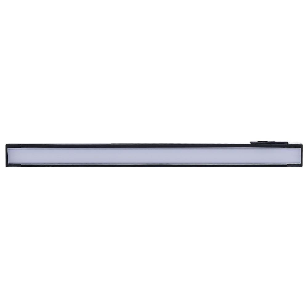{"pim_id":"214_63_452_001_new_2k","sku":"214_63/402_P","media_type":"media"}