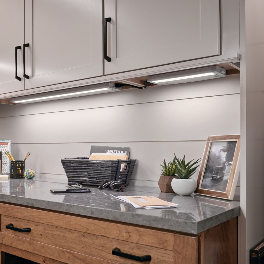 {"pim_id":"147_mudroom_undercabinet_4u30k30wht_4u30k12wht_detail_day_1a_v1_1k","sku":"147_4U30K30","media_type":"media"}