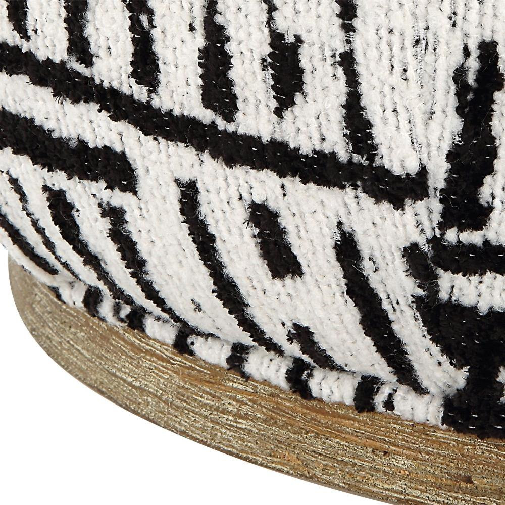 {"pim_id":"208_23195_a5_detail_a_new_2k","sku":"208_23195","media_type":"media"}