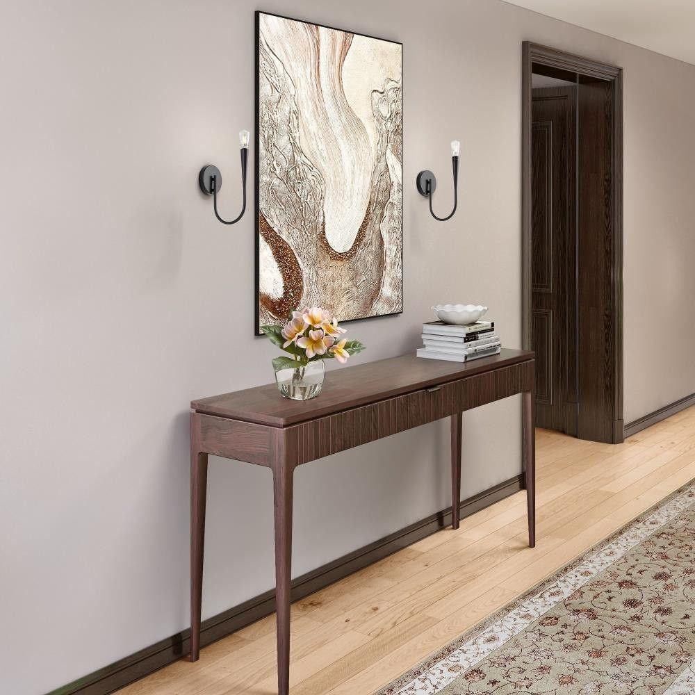 {"pim_id":"135_ac11921bk_sconce_hallway_33_new_2k","sku":"135_AC11921BK","media_type":"media"}
