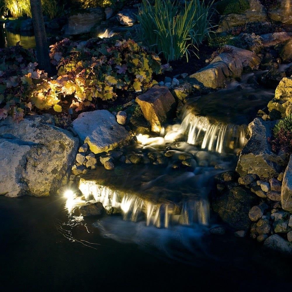 {"pim_id":"147_vlo_water_light_waterfall_16027_1k","sku":"147_16027","media_type":"media"}