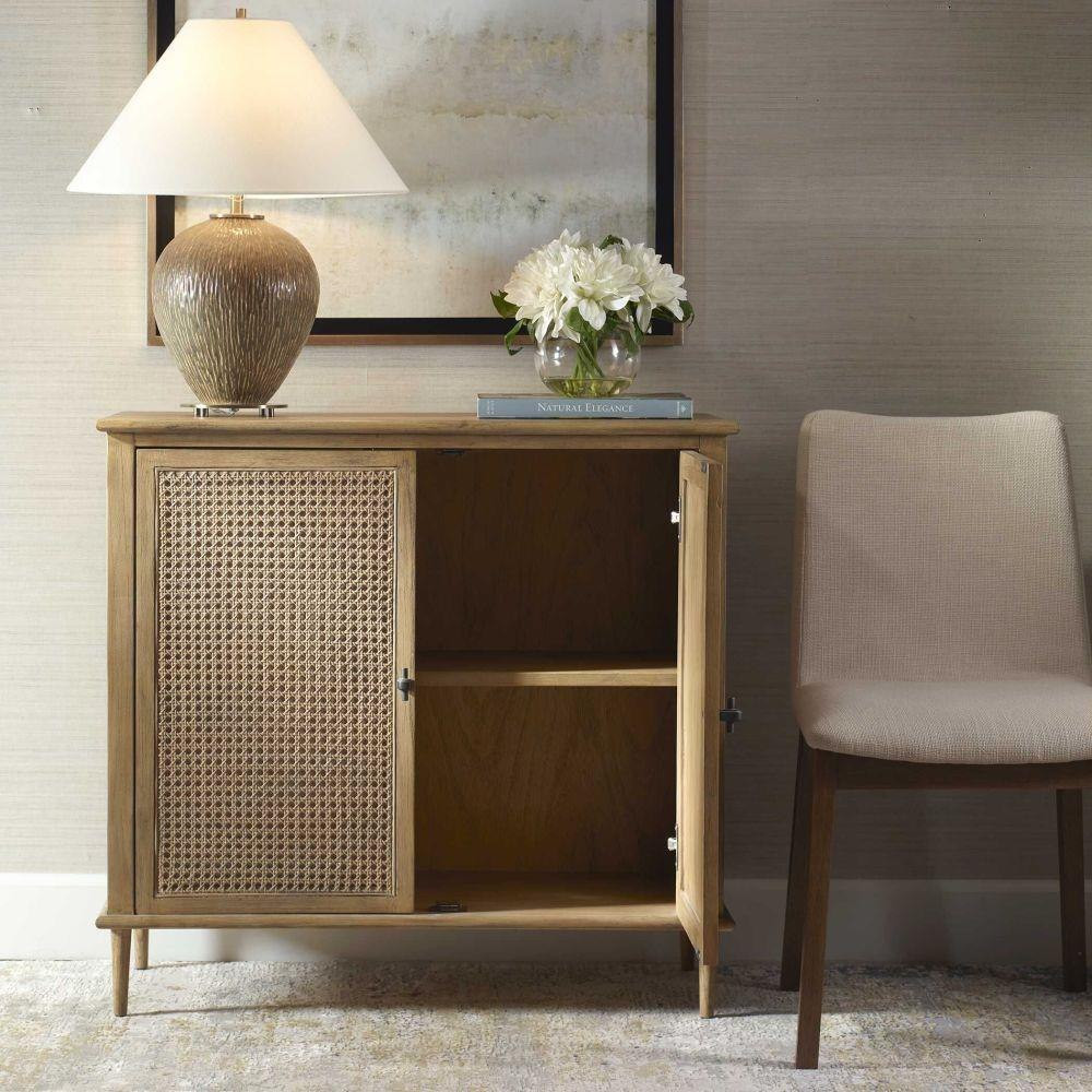 {"pim_id":"208_furn_5579_50121_a1_v1_1k","sku":"208_50121","media_type":"media"}
