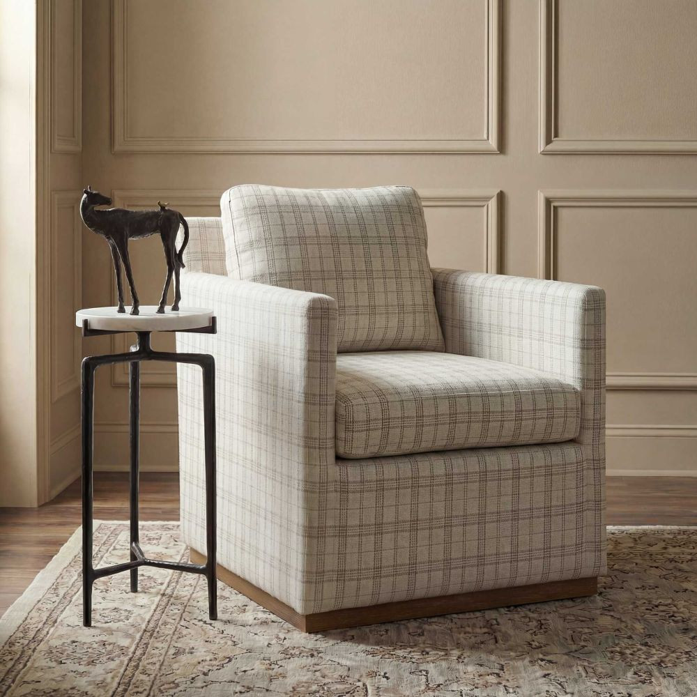 {"pim_id":"208_furn_8085_50574_b_v1_1k","sku":"208_50574","media_type":"media"}
