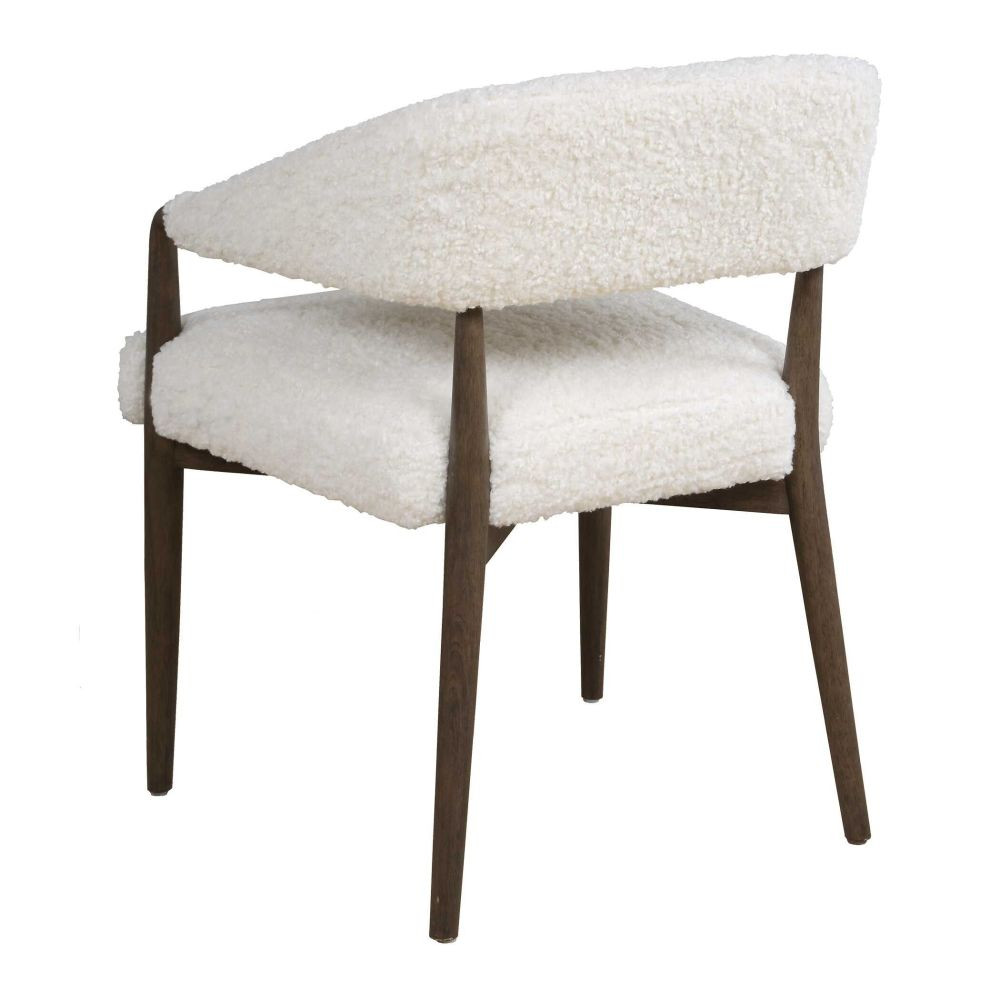 {"pim_id":"208_furn_8513_53140_a4_v1_1k","sku":"208_53140","media_type":"media"}
