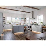 {"pim_id":"147_Kitchen_Montauk_Montego_44306BL_49679WHRLED_Day_1k","sku":"147_44306","media_type":"media"}