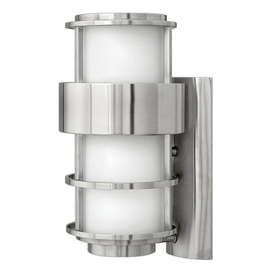 Saturn 1 Light Outdoor Medium Wall Lantern by Hinkley - 1904