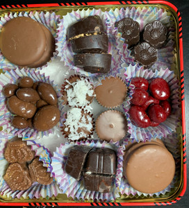 2 pound assortment includes your choice of ALL MILK, or ALL DARK, or an assortment of both Milk and Dark chocolates. 2 pound assortment includes your choice of ALL MILK, or ALL DARK, or an assortment of both Milk and Dark chocolates.