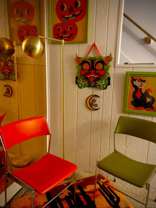 Here you can see Oscar in a nicely curated Mid Century setting. Oscar is an original character and hand painted woodcut created by Mirs of Almost Amusing.