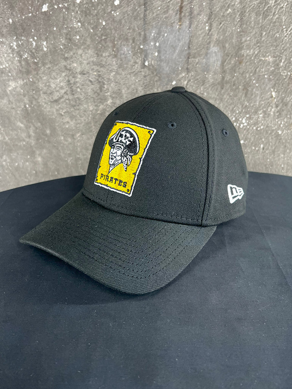 Pittsburgh Pirates New Era 39Thirty Cooperstown Collection Fitted (BLACK -  Yinzers in the Burgh