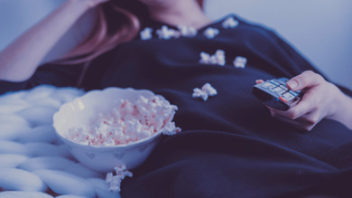 Low waste movie night ideas at home