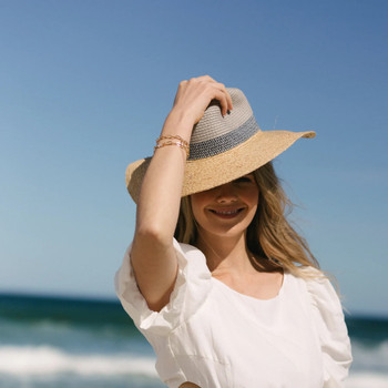 Kalahari / Grey White