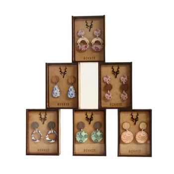 Hanging Studs - Delicate Delfts And Flowers