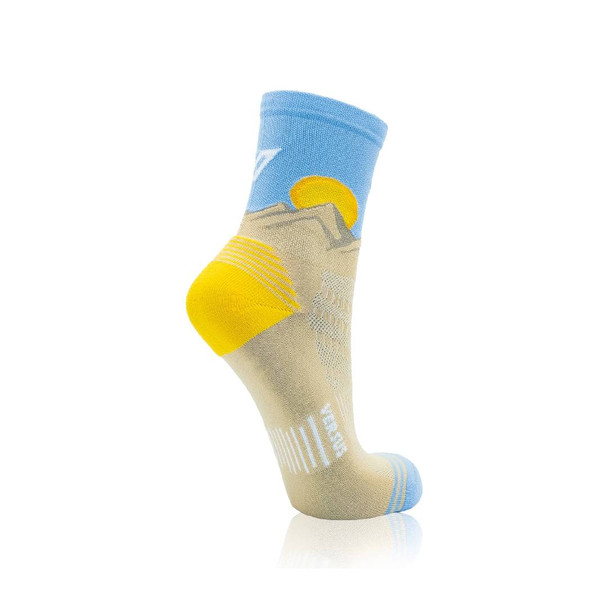 Running Socks / Desert Sun / Size: 8-12