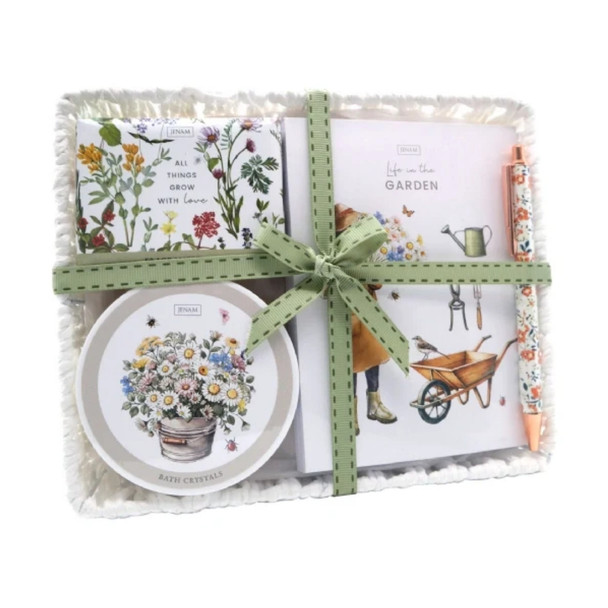 Life In The Garden - Garden Wonders