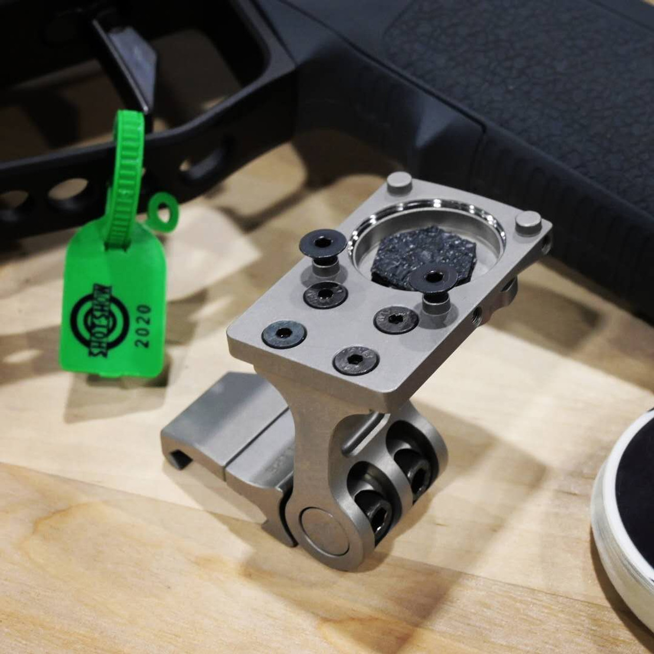 Rukh Adjustable Offset Mount