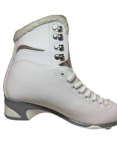 Jackson Ice Skates SoftSkate JS180 Women's (Used, Fleece, Size 9)