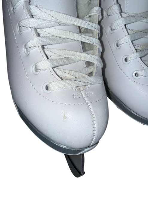 Jackson Ice Skates SoftSkate JS180 Women's (Refurbished, Fleece, Size 8)