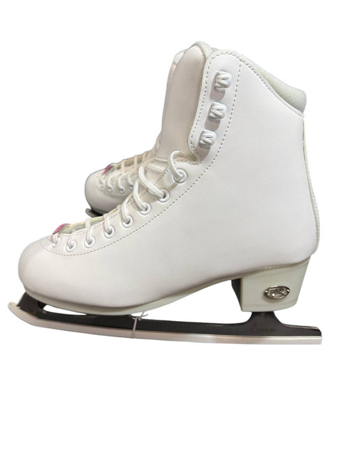 Riedell  Ruby Ice Skates (Refurbished, Size 6, Width D)