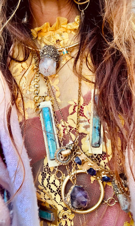 NOTE THAT THIS IMAGE HAS CRYSPHRASE NOT TIGER EYE, DESIGN IS COMING IN TIGER EYE STONE ONLY OR CONTACT ME FOR CUSTOM MAKE