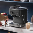 KitchenAid.ca Exclusive Colour - Semi Automatic Espresso Machine with Burr Grinder KES6551BK