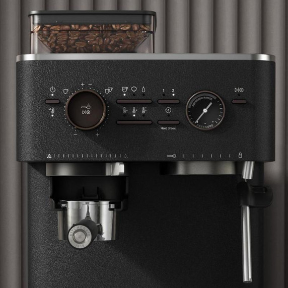 KitchenAid.ca Exclusive Colour - Semi Automatic Espresso Machine with Burr Grinder KES6551BK