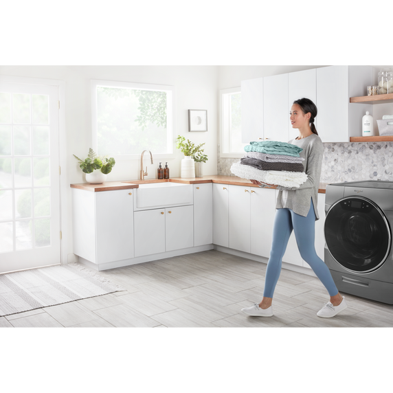 Whirlpool® 5.8 cu. ft. Smart Front Load Washer with Load & Go™ XL Plus Dispenser WFW9620HC